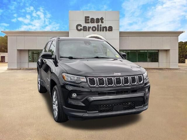 2024 Jeep Compass Latitude Lux