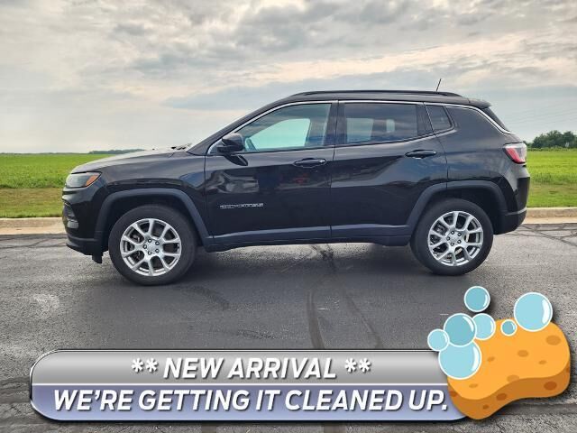 2023 Jeep Compass Latitude Lux