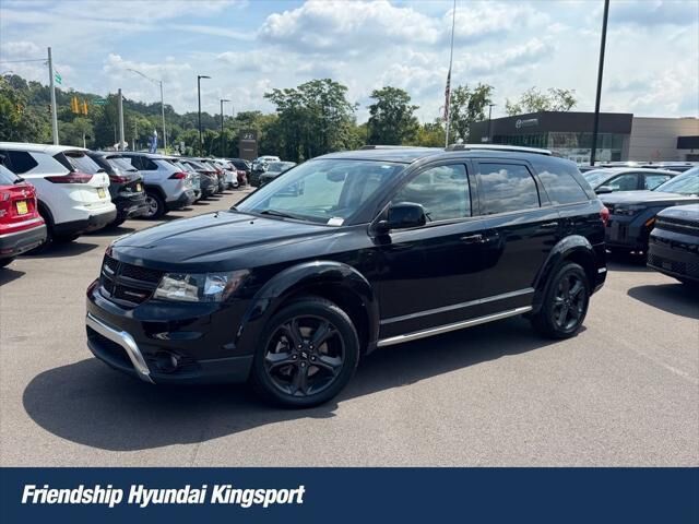 2018 Dodge Journey Crossroad — photo 1 of 13