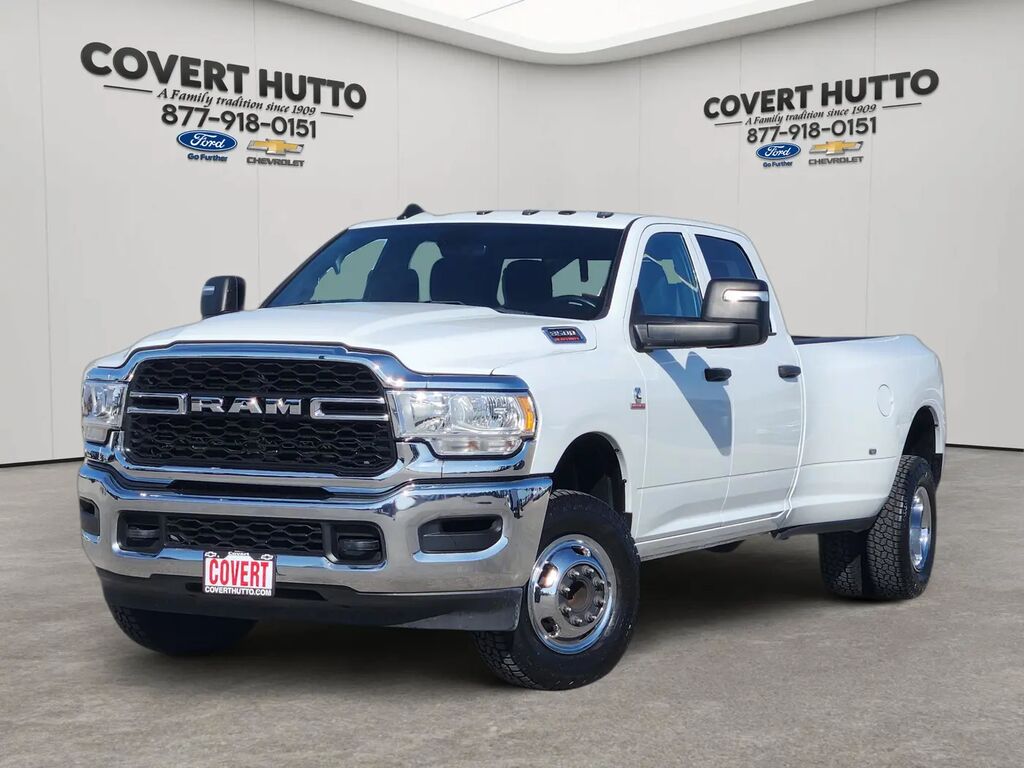 2024 Ram 3500 Tradesman — photo 1 of 13