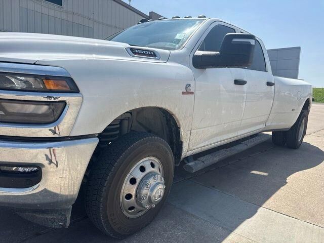 2025 Ram 3500 Tradesman