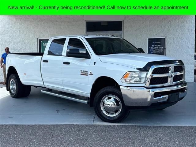 2014 Ram 3500 Tradesman — photo 1 of 8