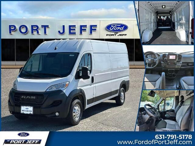 2025 Ram ProMaster SLT+ 2500