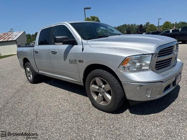 2016 Ram 1500 SLT