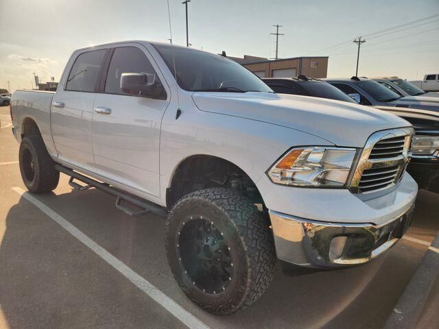 2016 Ram 1500 SLT