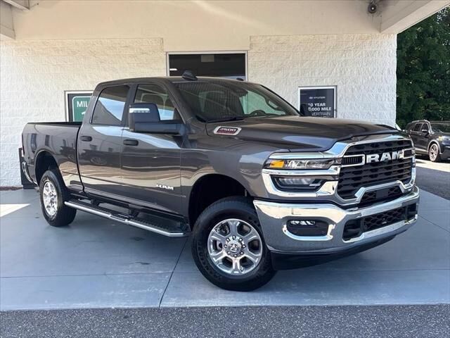 2026 Ram 2500 Big Horn — photo 1 of 13