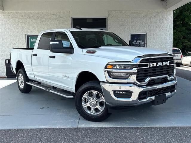 2026 Ram 2500 Big Horn — photo 1 of 13
