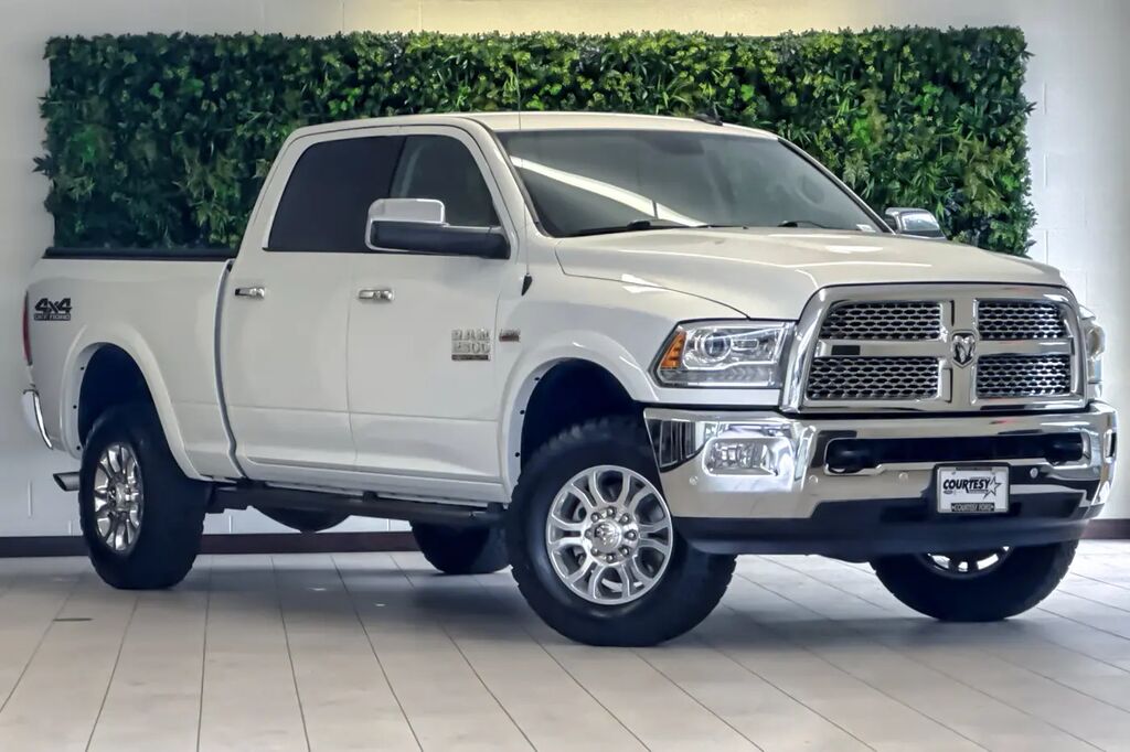 2018 Ram 2500 Laramie — photo 1 of 12