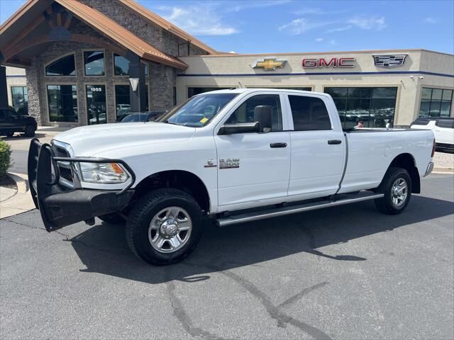 2018 Ram 2500 Tradesman — photo 1 of 13