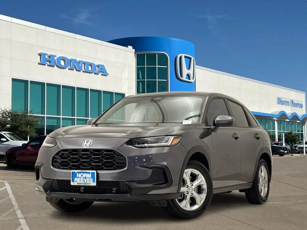 2025 Honda HR-V LX — photo 1 of 13