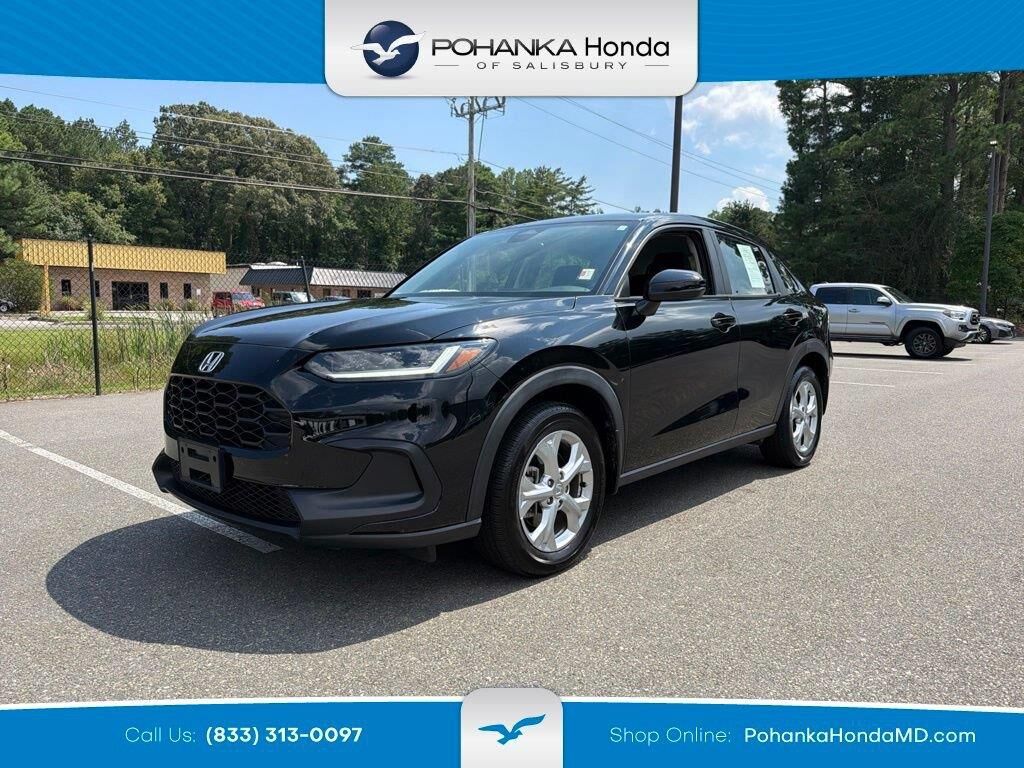 2025 Honda HR-V LX — photo 1 of 7