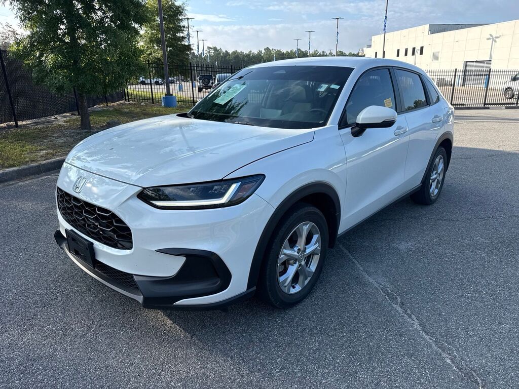 2023 Honda HR-V LX — photo 1 of 7