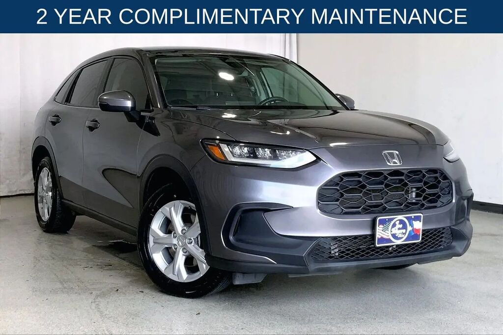 2025 Honda HR-V LX — photo 1 of 13
