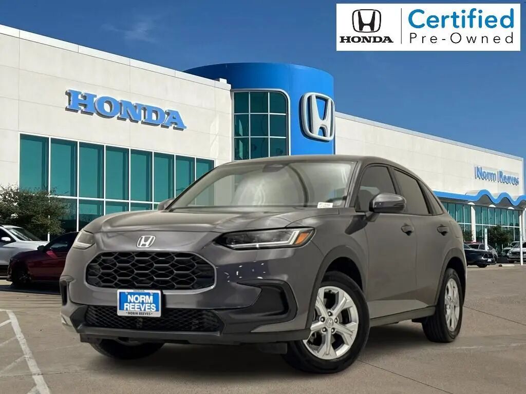 2025 Honda HR-V LX — photo 1 of 13