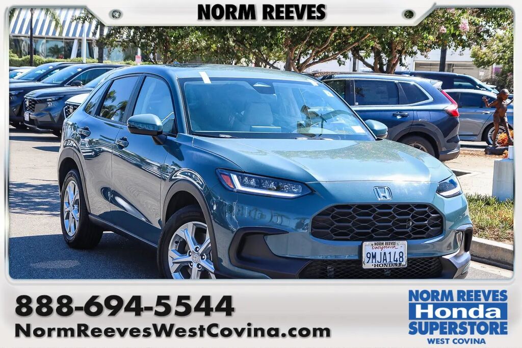 2024 Honda HR-V LX — photo 1 of 13