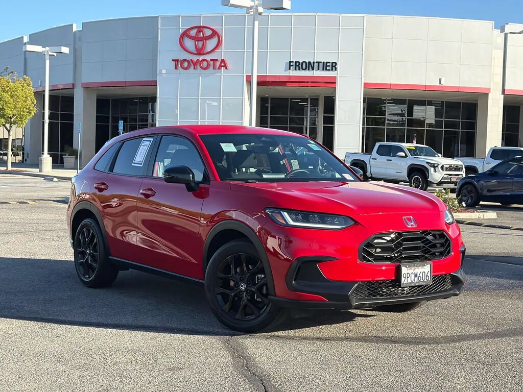 2025 Honda HR-V Sport — photo 1 of 13