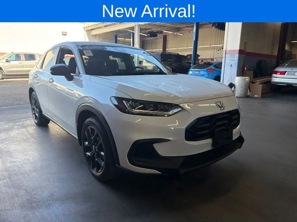 2023 Honda HR-V Sport — photo 1 of 12