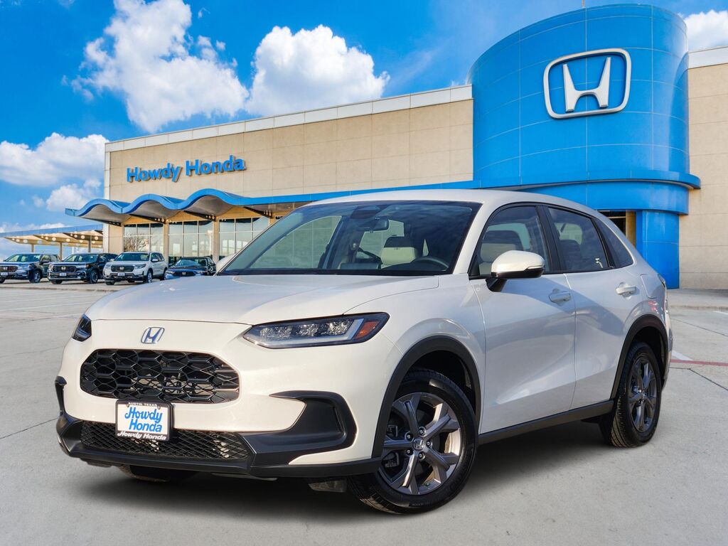 2026 Honda HR-V AWD LX — photo 1 of 7