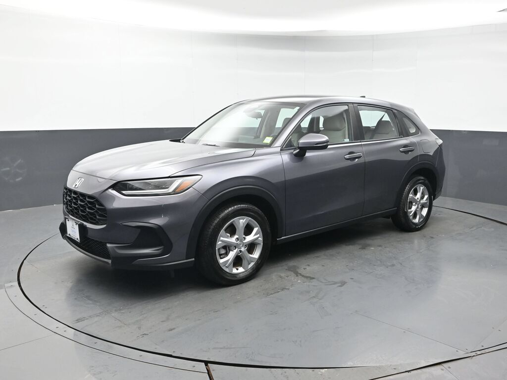 2024 Honda HR-V 5DR AWD LX — photo 1 of 7