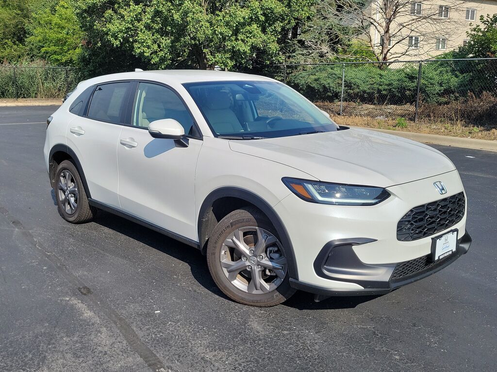 2026 Honda HR-V AWD LX — photo 1 of 7