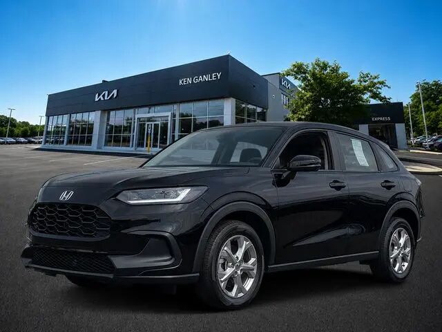 2024 Honda HR-V LX — photo 1 of 13