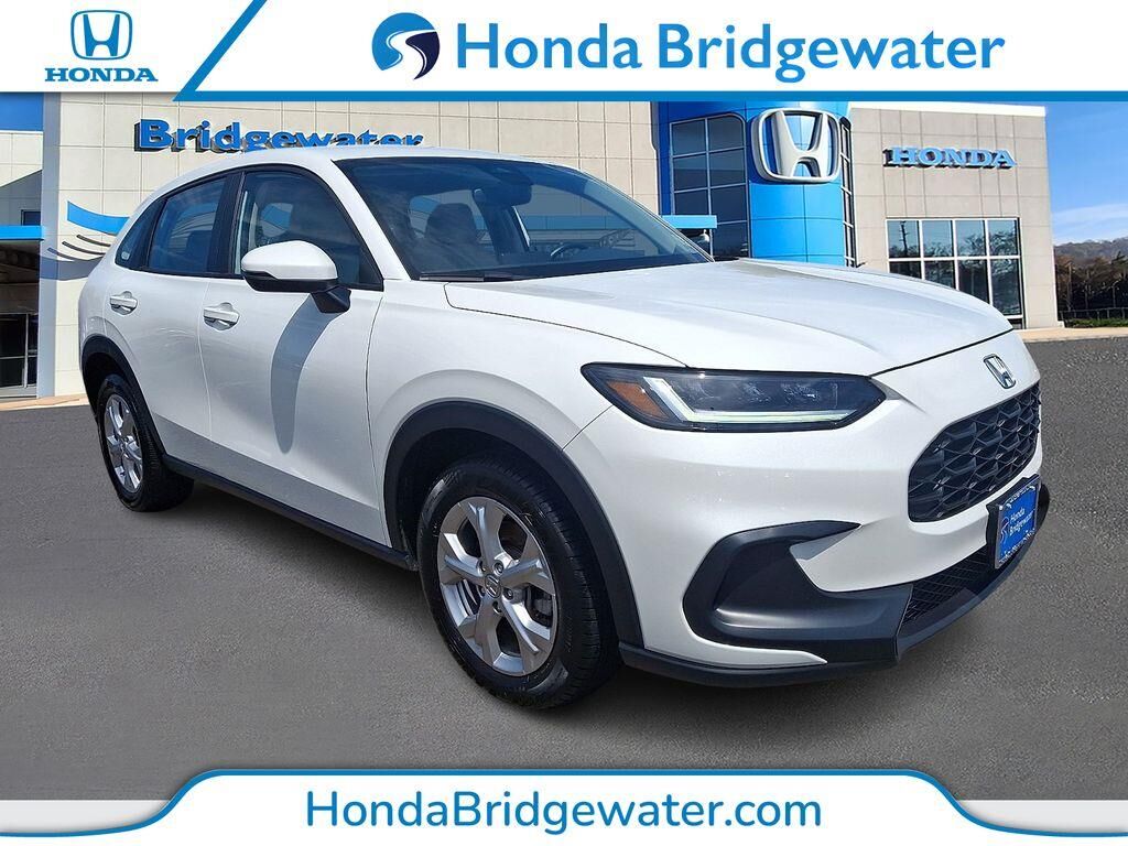 2023 Honda HR-V LX — photo 1 of 13