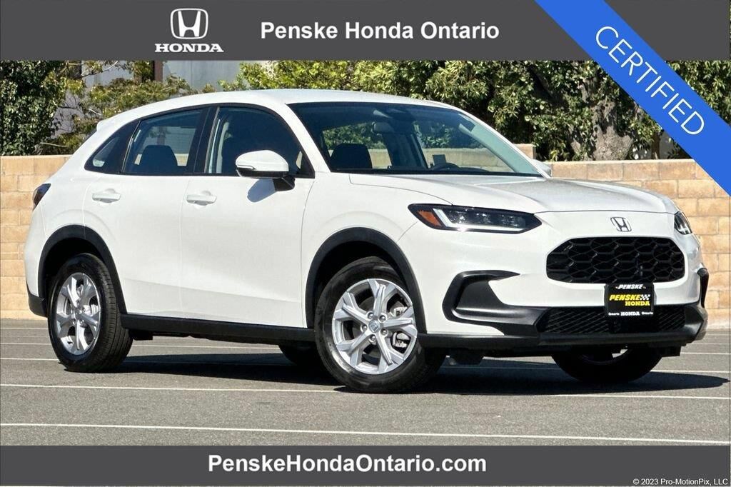 2025 Honda HR-V LX — photo 1 of 13