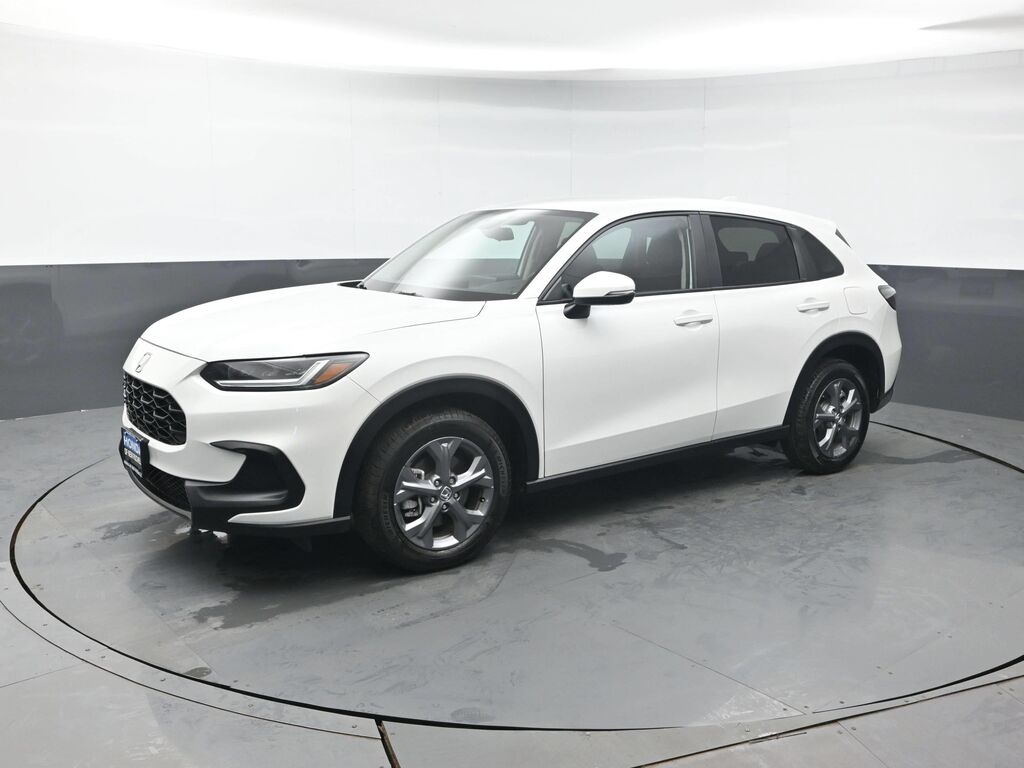 2026 Honda HR-V LX — photo 1 of 7