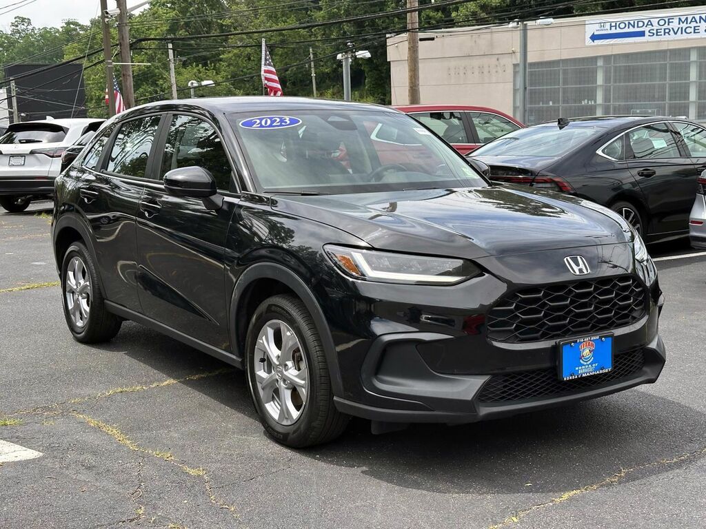 2023 Honda HR-V LX — photo 1 of 5