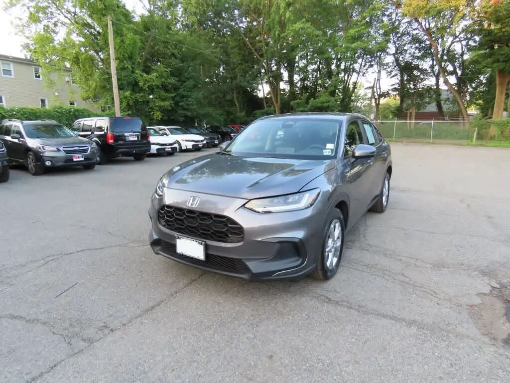 2024 Honda HR-V LX — photo 1 of 13