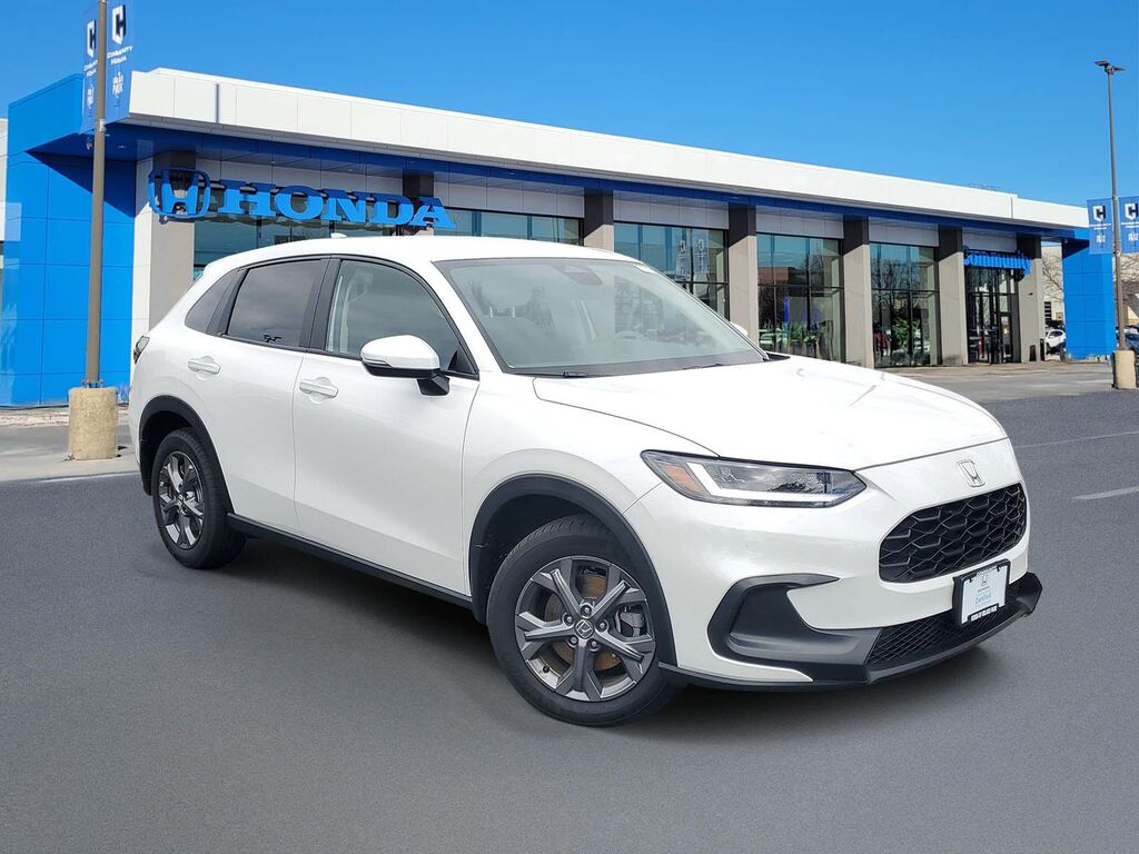 2026 Honda HR-V LX — photo 1 of 13