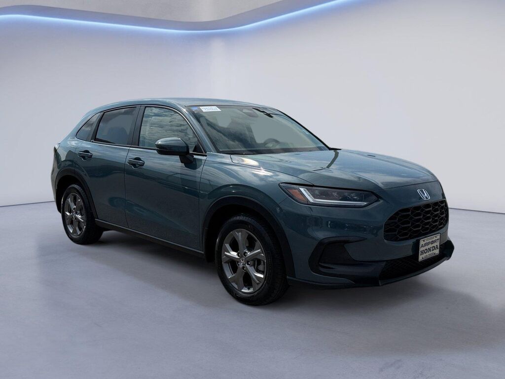 2026 Honda HR-V LX — photo 1 of 13
