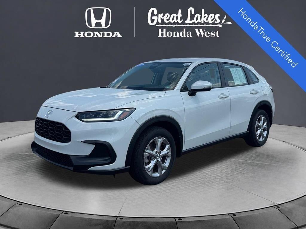 2025 Honda HR-V LX — photo 1 of 13
