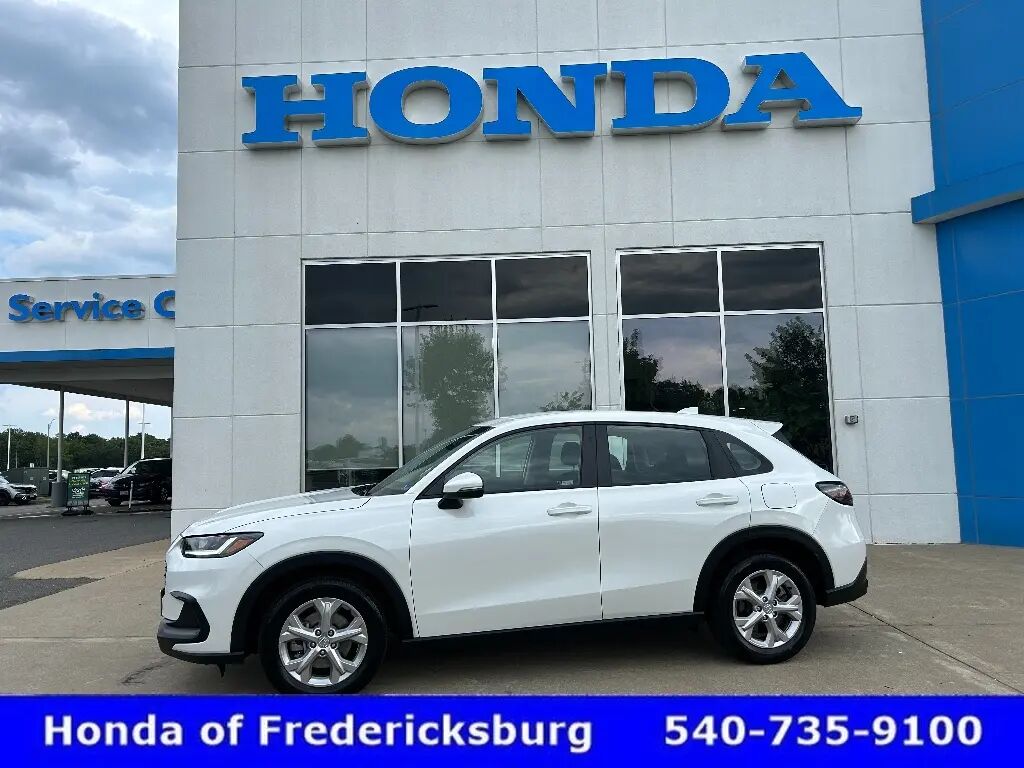 2024 Honda HR-V LX — photo 1 of 13