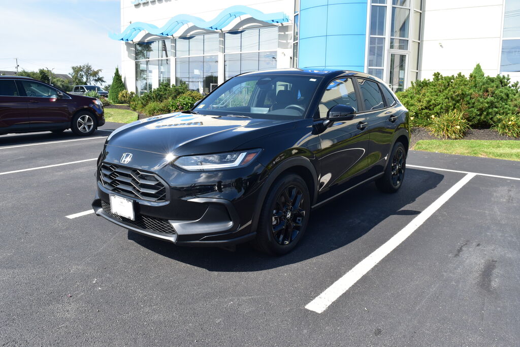 2024 Honda HR-V 5DR AWD SPORT BD — photo 1 of 6