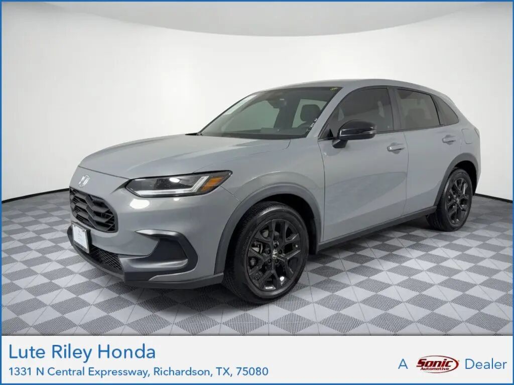 2025 Honda HR-V Sport — photo 1 of 13