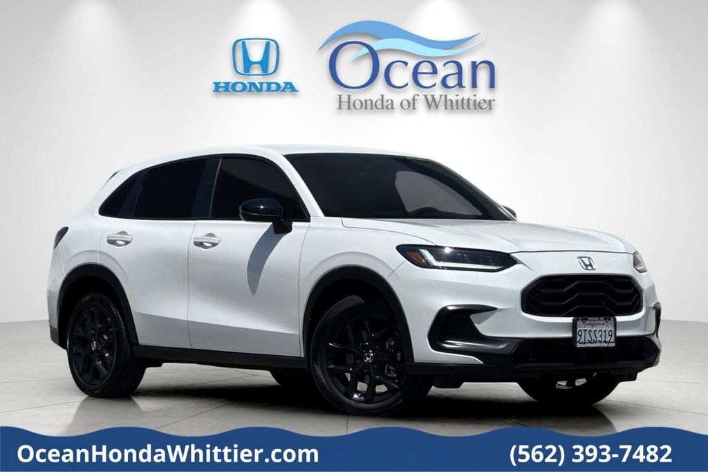 2025 Honda HR-V AWD SPORT — photo 1 of 7