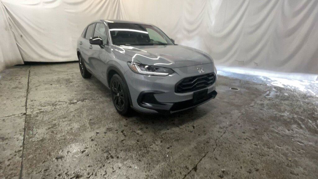 2026 Honda HR-V AWD SPORT — photo 1 of 7