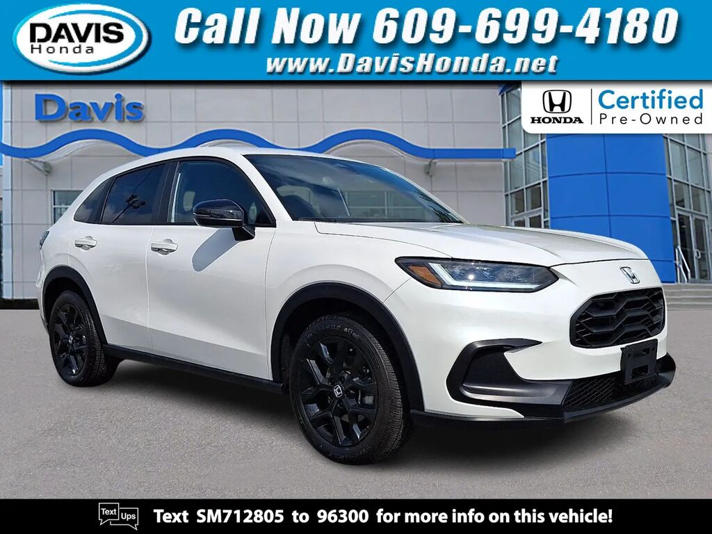 2025 Honda HR-V Sport — photo 1 of 13