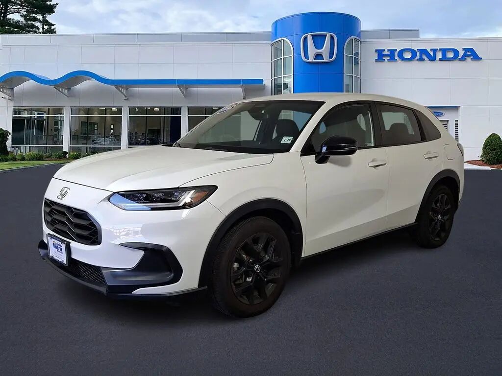 2024 Honda HR-V Sport — photo 1 of 13