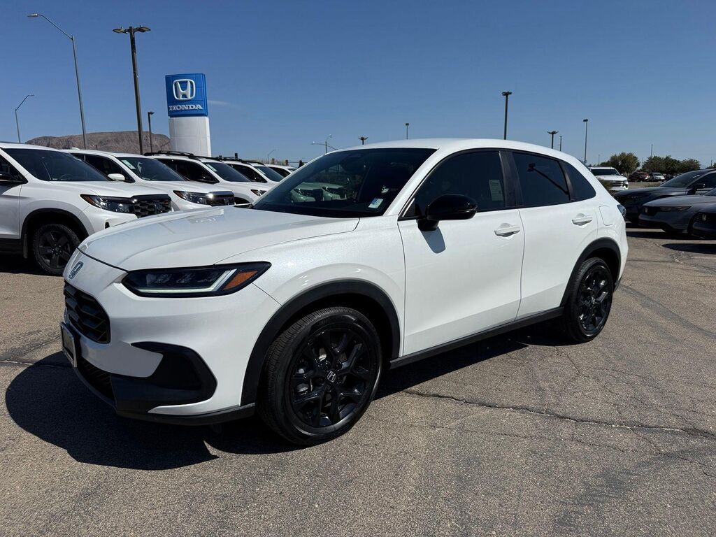 2025 Honda HR-V Sport — photo 1 of 13
