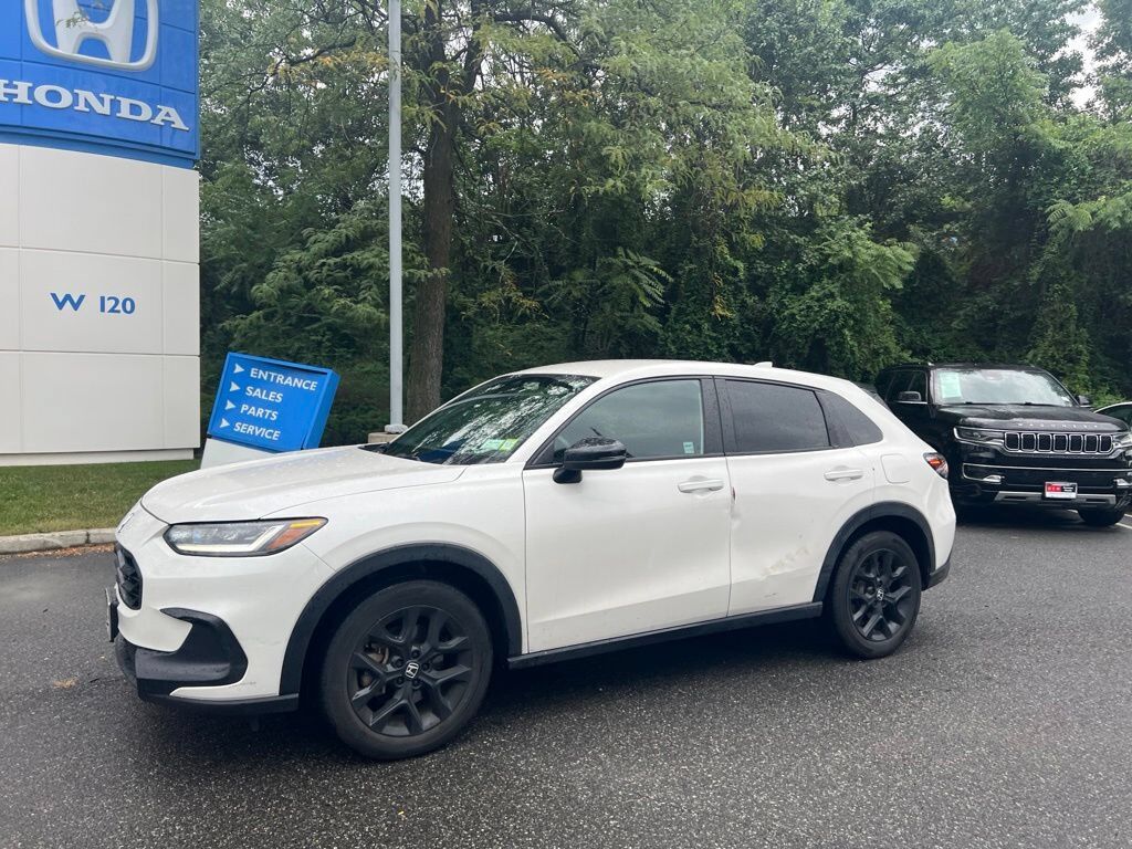 2024 Honda HR-V 5DR AWD SPORT — photo 1 of 7