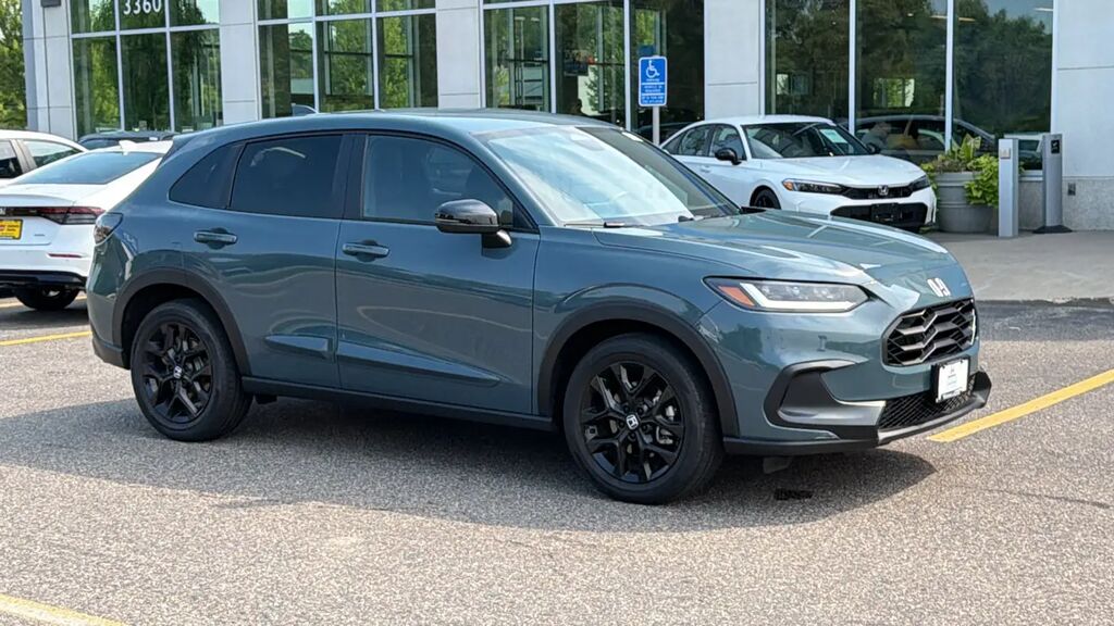 2025 Honda HR-V Sport — photo 1 of 13