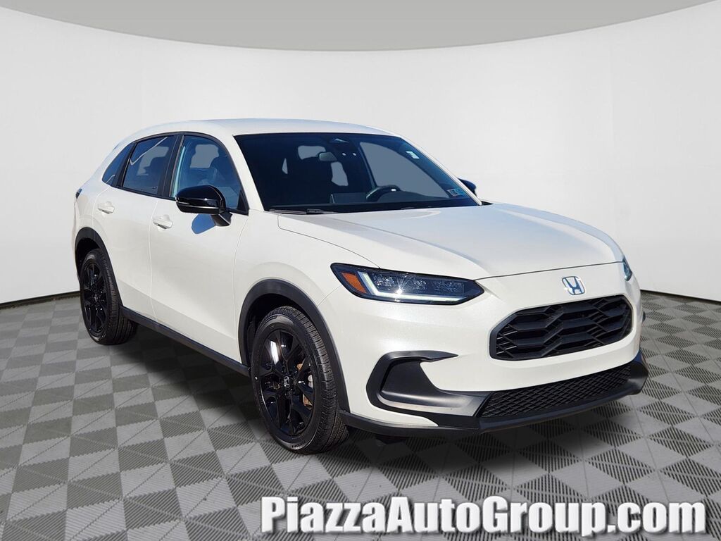 2024 Honda HR-V Sport — photo 1 of 13