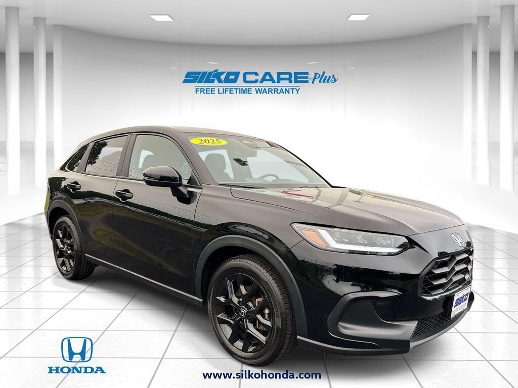 2025 Honda HR-V Sport — photo 1 of 12