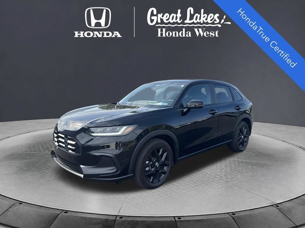 2025 Honda HR-V AWD SPORT — photo 1 of 7