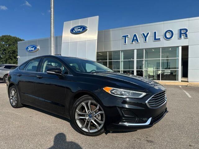 2020 Ford Fusion SEL