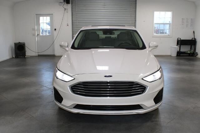 2020 Ford Fusion SEL — photo 1 of 4