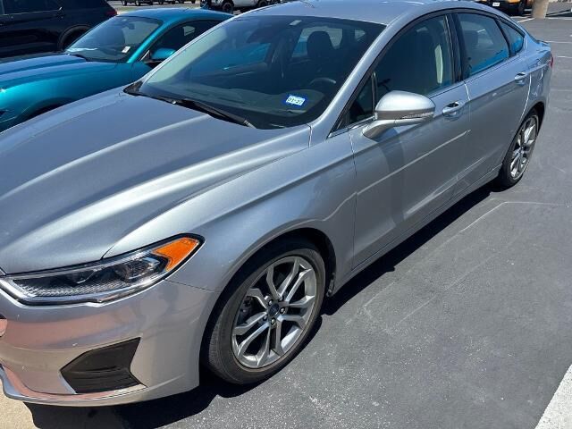 2020 Ford Fusion SEL