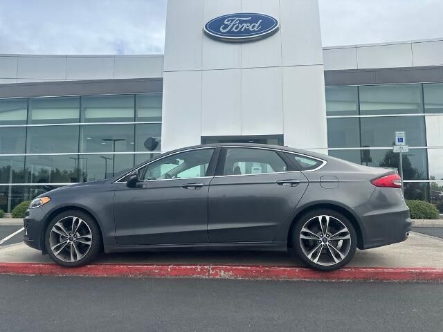 2020 Ford Fusion Titanium